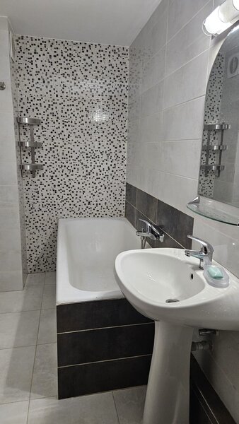 Parc Sebastian, 13 Septembrie